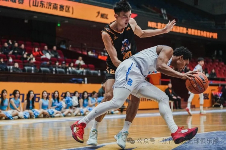 皇冠体育网址-霍尔德爆砍50+ 助队拿下客场队史首胜!